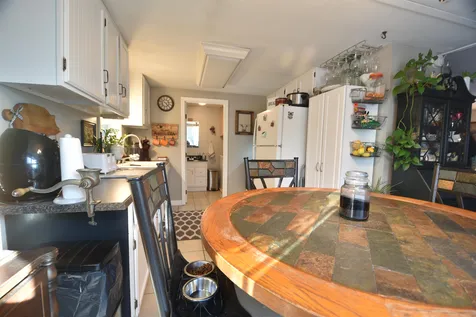 30 Roy Street Raymond NH 03077
