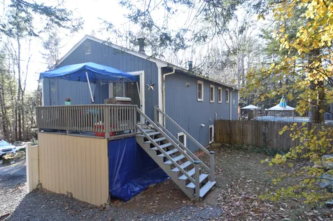 30 Roy Street Raymond NH 03077