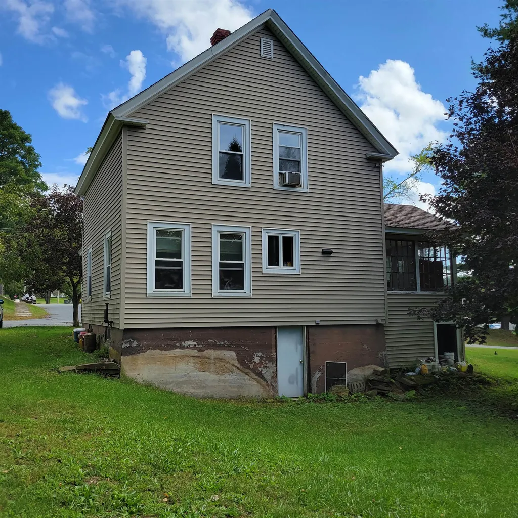 7 Garden Street Claremont NH 03743