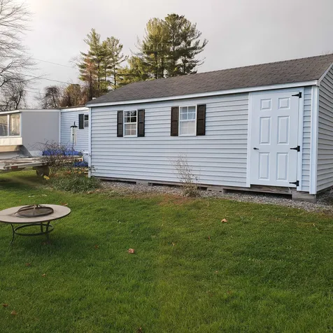 18 Darlene Lane Litchfield NH 03052