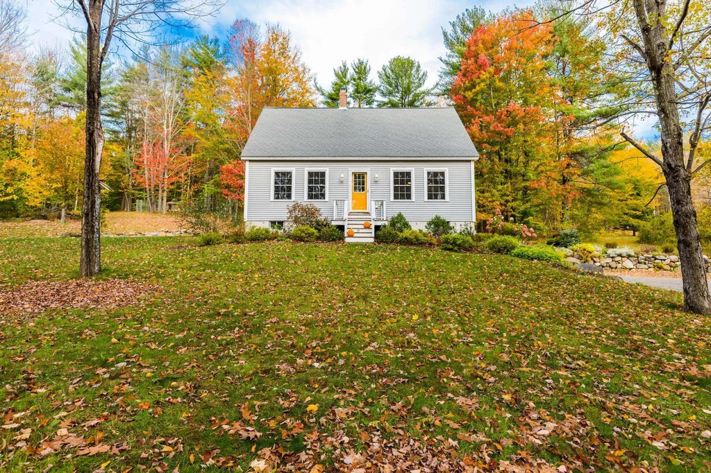 19 Beaulier Way Lebanon ME 04027
