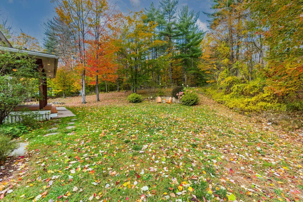 19 Beaulier Way Lebanon ME 04027