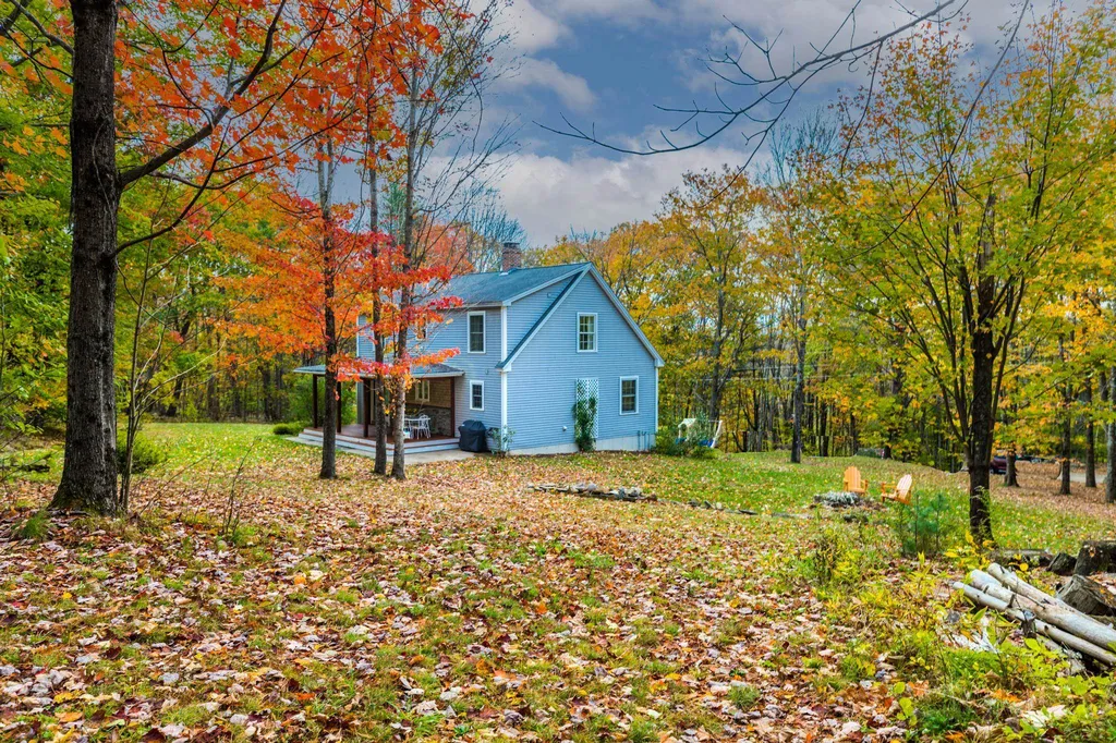 19 Beaulier Way Lebanon ME 04027