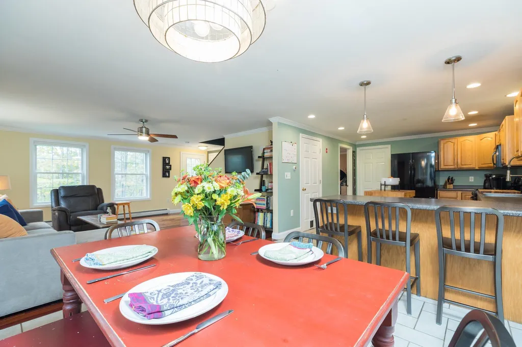 19 Beaulier Way Lebanon ME 04027
