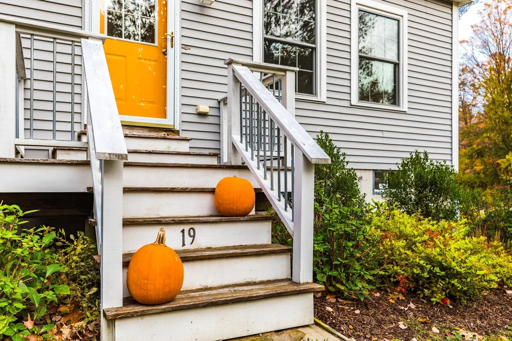 19 Beaulier Way Lebanon ME 04027
