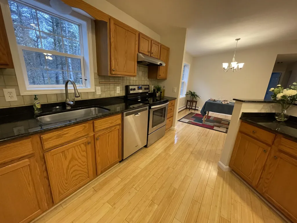 7 Pine Ridge Road Sunapee NH 03782