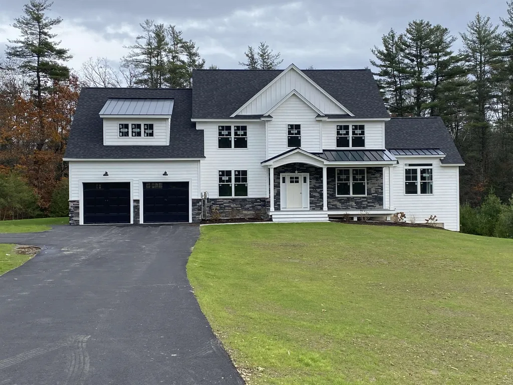 16 John King Drive Goffstown NH 03045