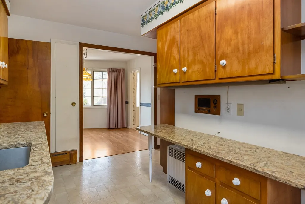 21 Mill Road Hampton NH 03842