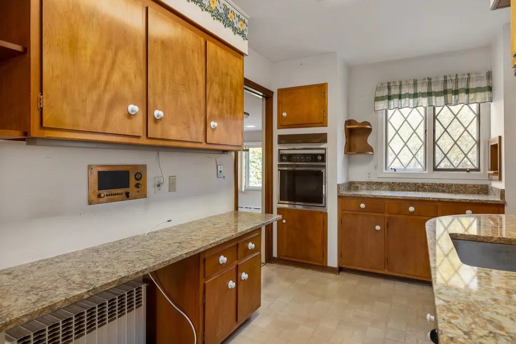 21 Mill Road Hampton NH 03842