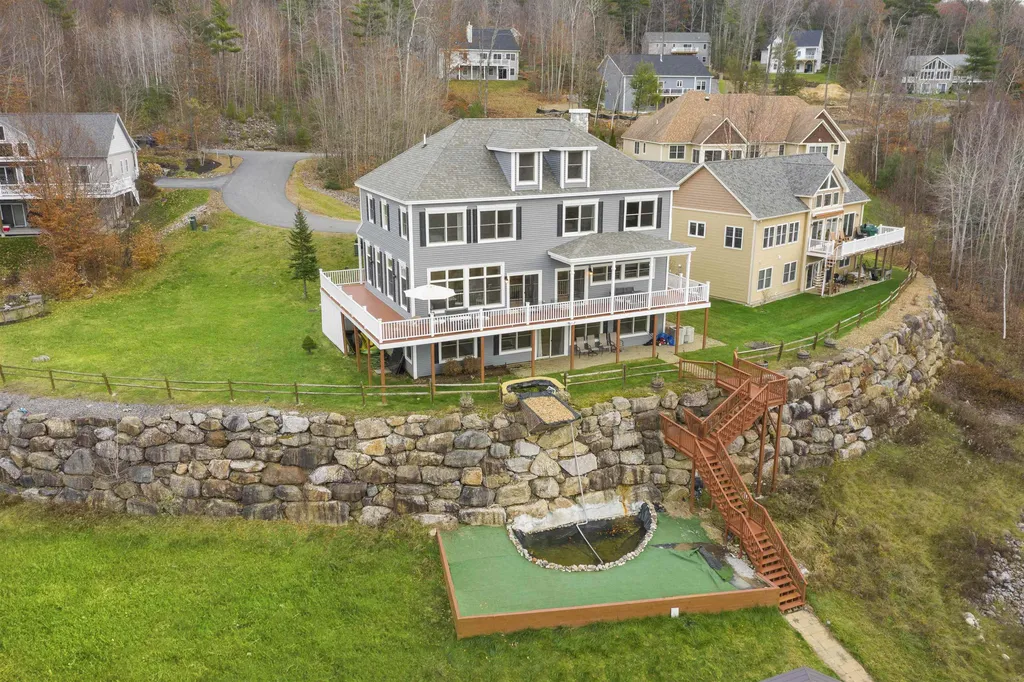 15 Violette Circle Laconia NH 03246