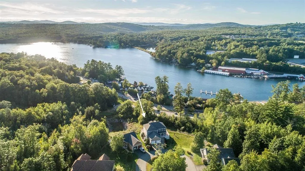 15 Violette Circle Laconia NH 03246