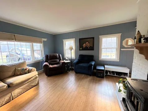 24 Mill Pond Lane New London NH 03257