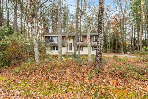 18 Northgate Drive Bedford NH 03110