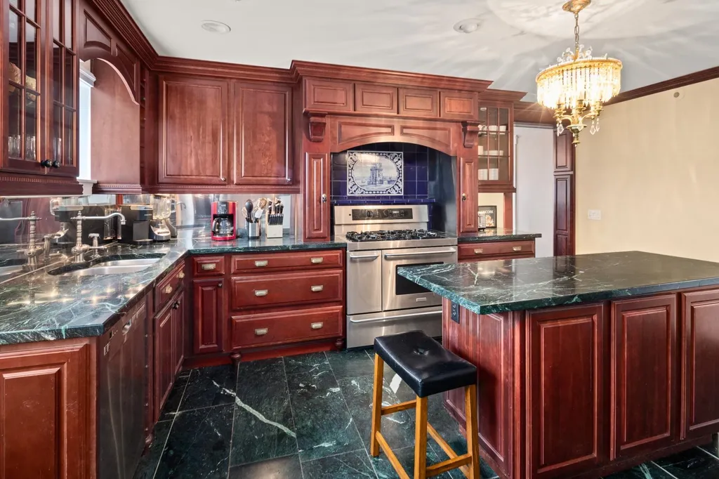 3323 Highbridge Road Georgia VT 05454