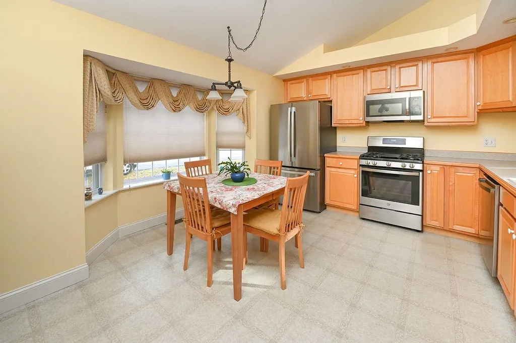 2 Blueberry Lane East Kingston NH 03827
