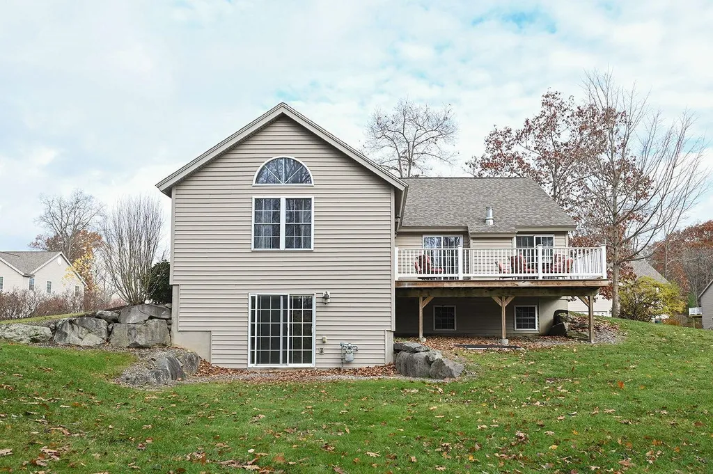 2 Blueberry Lane East Kingston NH 03827