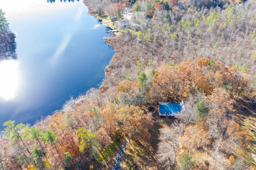 7 Phoenix Drive Kingston NH 03848