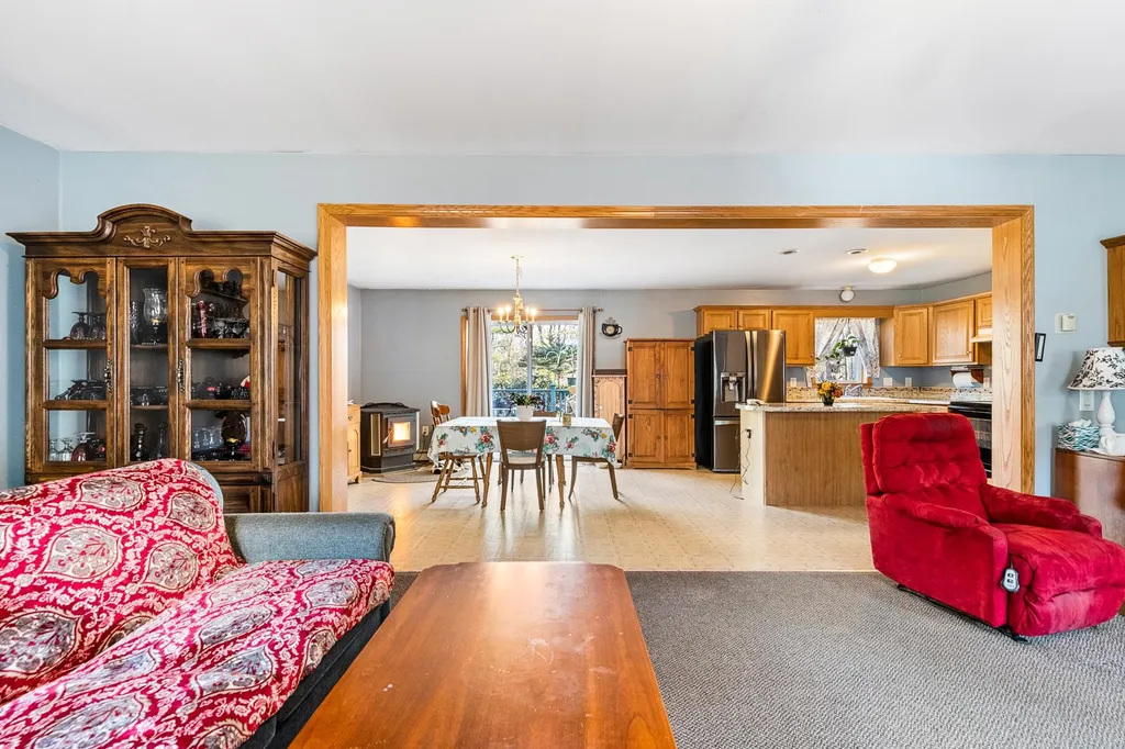 45 Farrell Loop Warner NH 03278