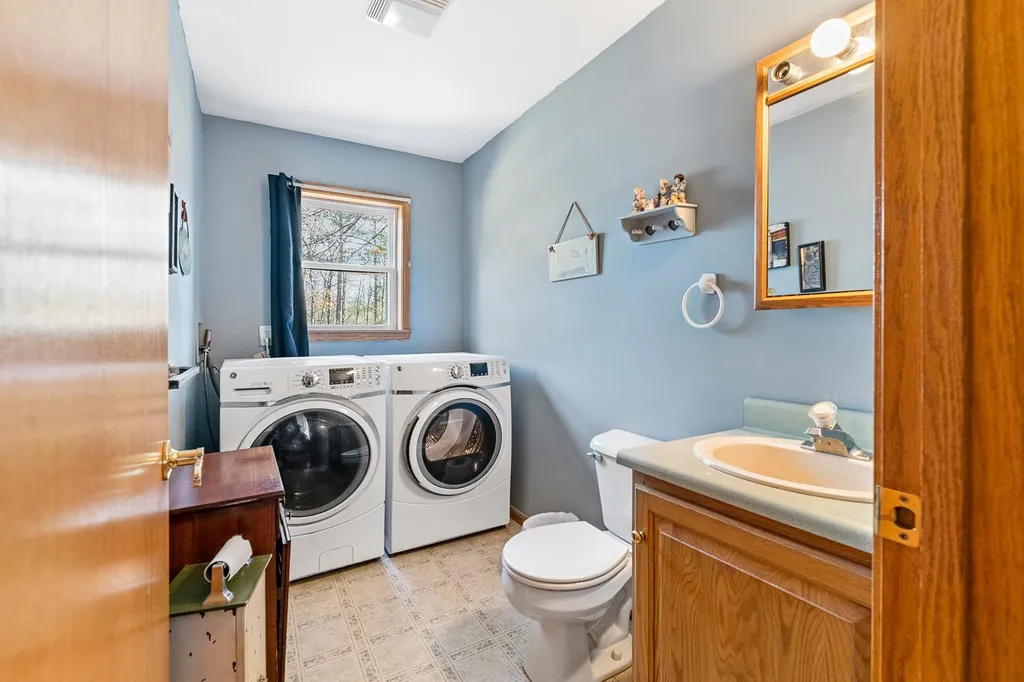 45 Farrell Loop Warner NH 03278