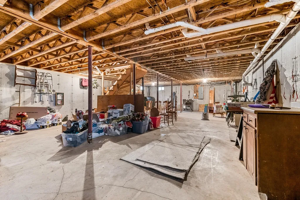 45 Farrell Loop Warner NH 03278