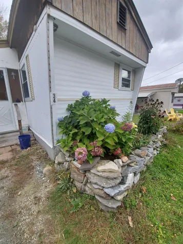 34 Cogswell Way Enfield NH 03748