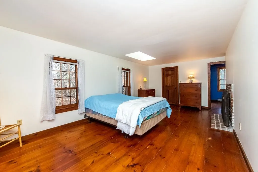 22 Moharimet Drive Madbury NH 03823