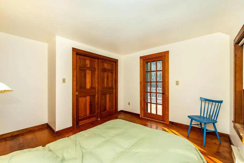 22 Moharimet Drive Madbury NH 03823
