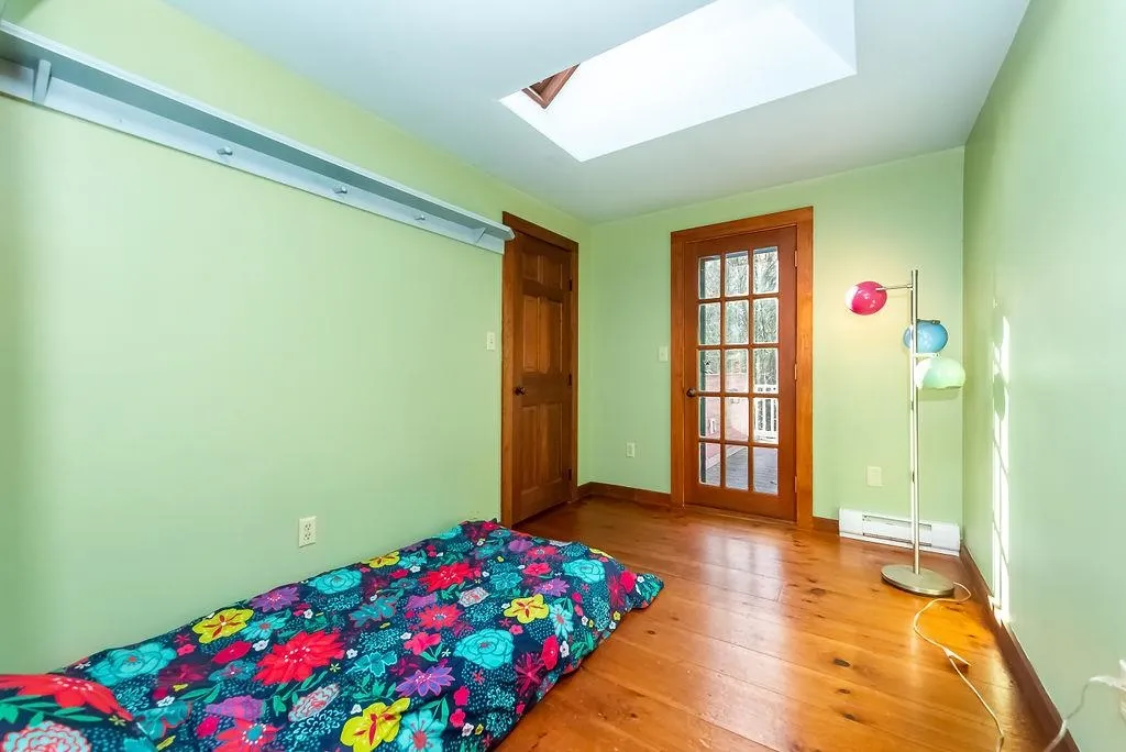 22 Moharimet Drive Madbury NH 03823