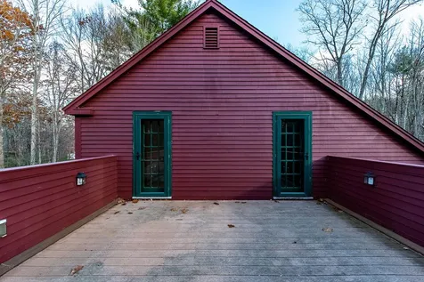 22 Moharimet Drive Madbury NH 03823