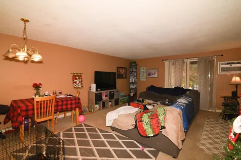 3 Strawberry Bank Road Nashua NH 03062