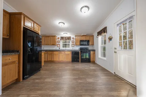 16 Susan Street Danville NH 03819