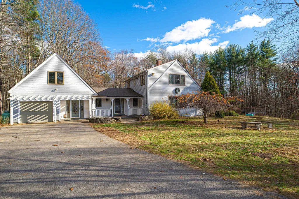 268 Pond Hill Road Barrington NH 03825-4171