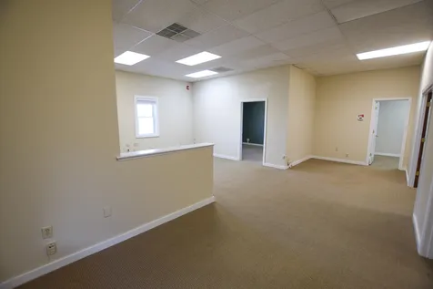 39 N Main Street Wolfeboro NH 03894