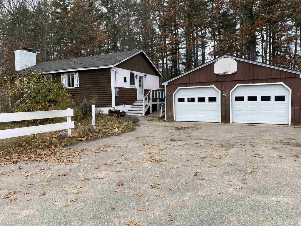 10 Flat Rock Bridge Road Rochester NH 03868