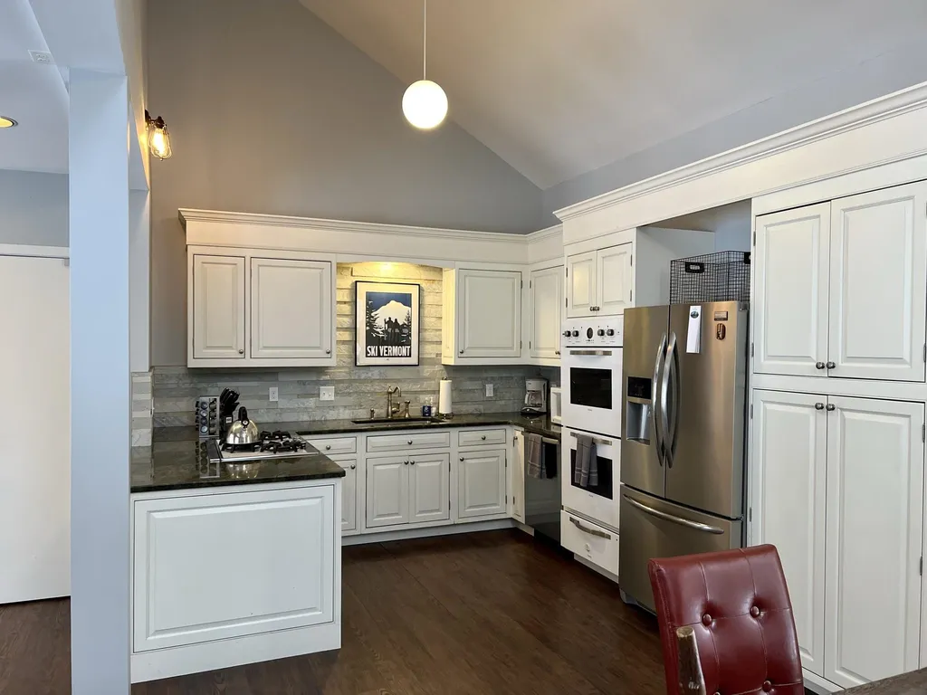 197 Mountainside Drive Warren VT 05674