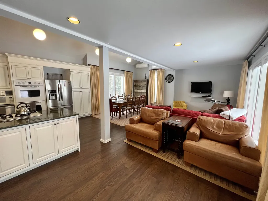 197 Mountainside Drive Warren VT 05674