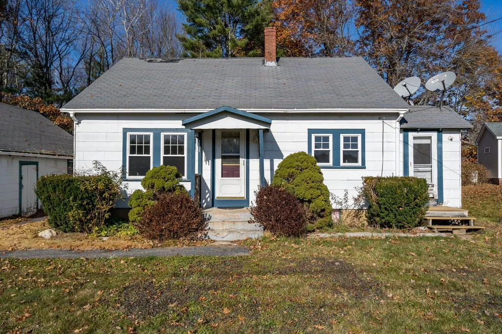 614 Rollins Road Rollinsford NH 03869