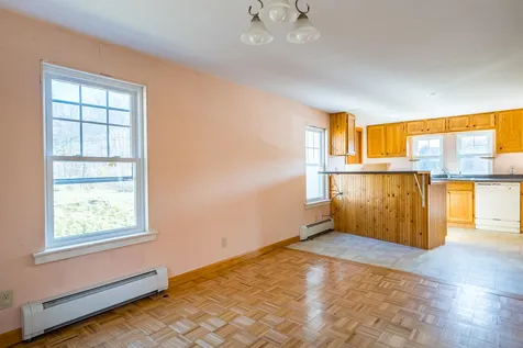 614 Rollins Road Rollinsford NH 03869