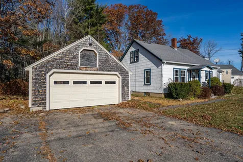 614 Rollins Road Rollinsford NH 03869