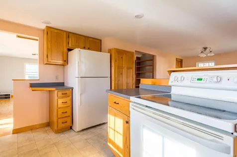 614 Rollins Road Rollinsford NH 03869