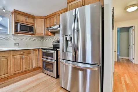 1 Tanglewood Drive Newton NH 03858