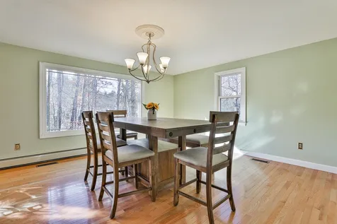 1 Tanglewood Drive Newton NH 03858