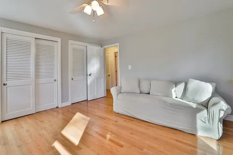 1 Tanglewood Drive Newton NH 03858