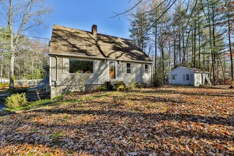 1 Tanglewood Drive Newton NH 03858