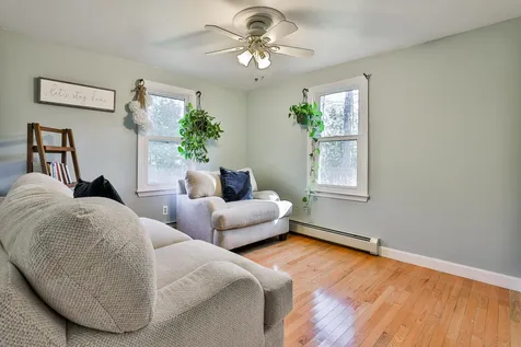 1 Tanglewood Drive Newton NH 03858