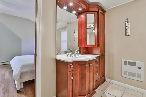 1 Tanglewood Drive Newton NH 03858