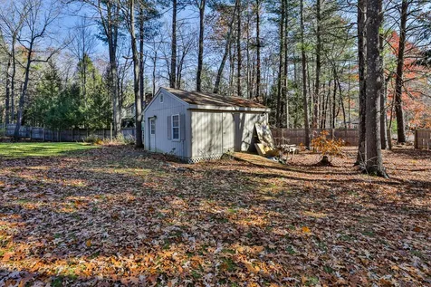 1 Tanglewood Drive Newton NH 03858