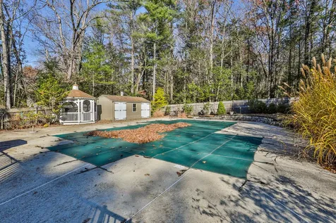 1 Tanglewood Drive Newton NH 03858