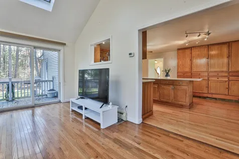 1 Tanglewood Drive Newton NH 03858