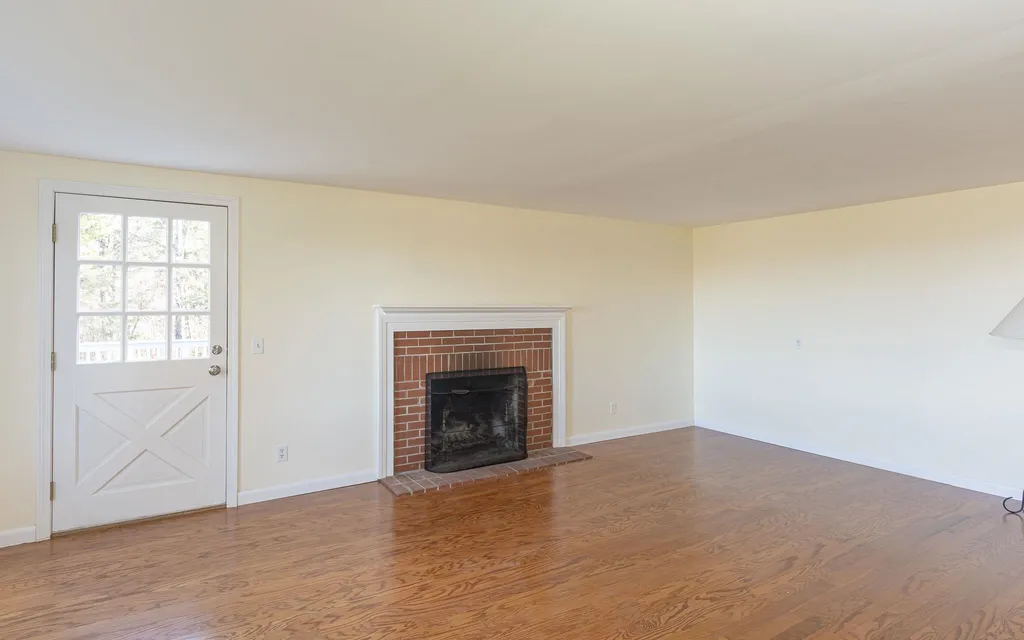 60 County Road Walpole NH 03608